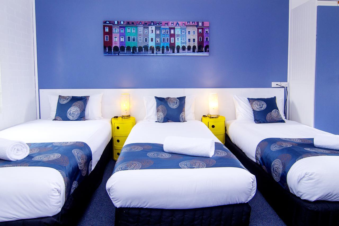 Crescent Motel טארי מראה חיצוני תמונה