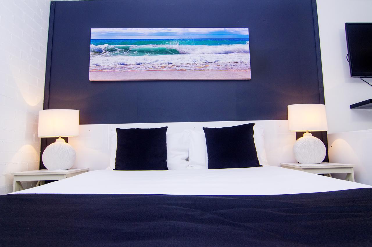 Crescent Motel טארי מראה חיצוני תמונה